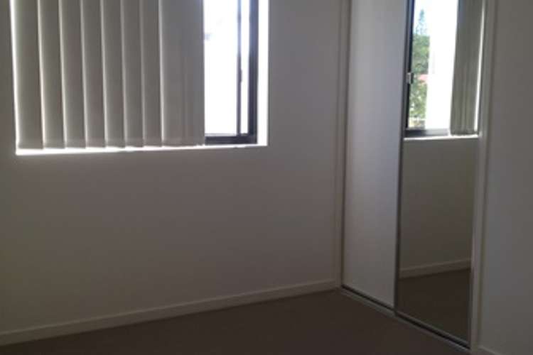 Fourth view of Homely unit listing, 4/1 Cowen Street, Margate QLD 4019