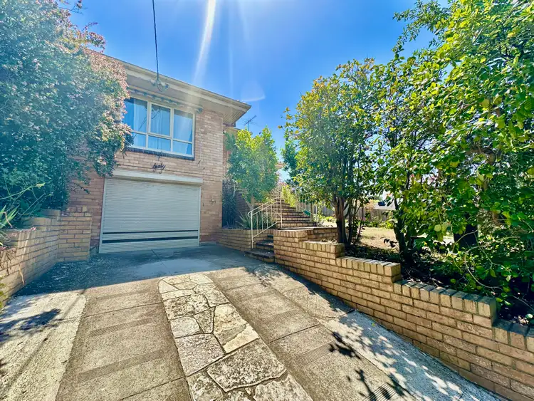 60 Mountain View Road