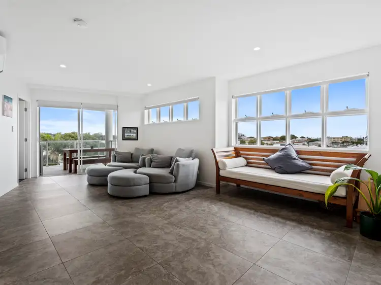 Sixth view of Homely unit listing, 12/8 Besham Parade, Wynnum QLD 4178