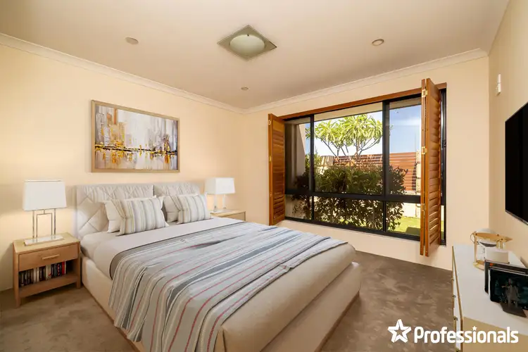 Sixth view of Homely house listing, 1 Southampton Drive, Piara Waters WA 6112