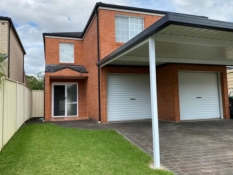 3 Saxon Place