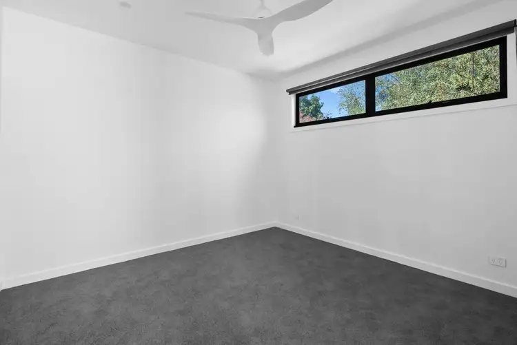 Fifth view of Homely house listing, 2/4 Highton Lane, Mansfield VIC 3722