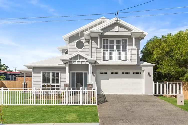 17 Elliott Road
