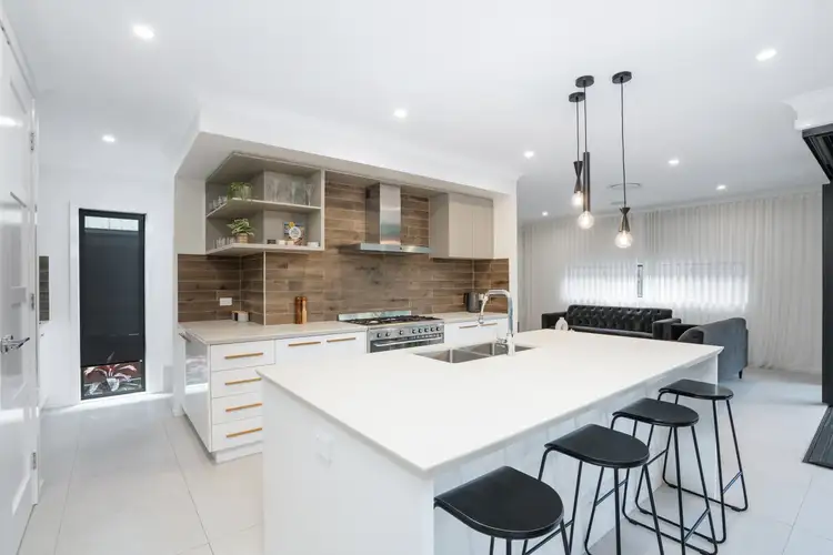 23 Killara Boulevard