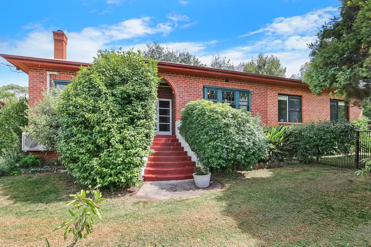 14 Banfeld Street