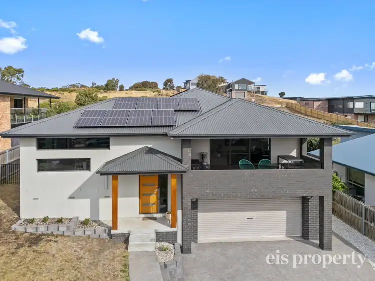 62 Oakdowns Parade