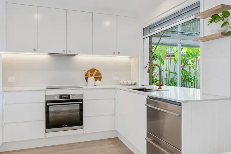 Sixth view of Homely house listing, 6 Bowerbird Place, Burleigh Waters QLD 4220