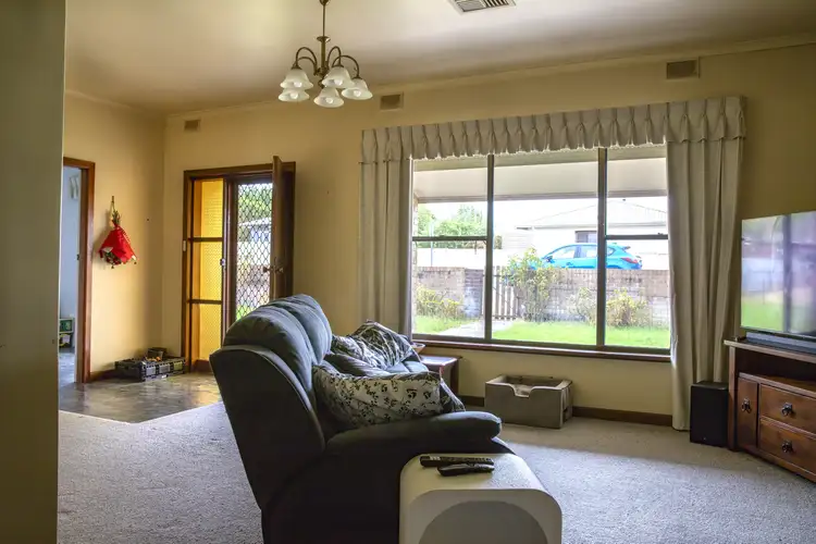 Fifth view of Homely house listing, 2 Cameron Street, Naracoorte SA 5271