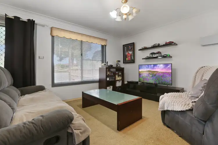 Second view of Homely house listing, 17 Ashmore Crescent, Kanahooka NSW 2530