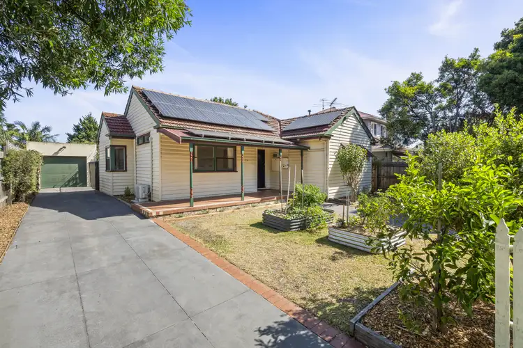 24 Princess Avenue