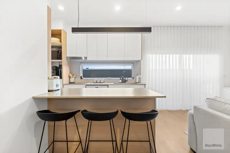 18 Ibbottson Street