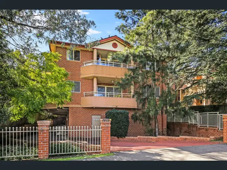 27 Good Street