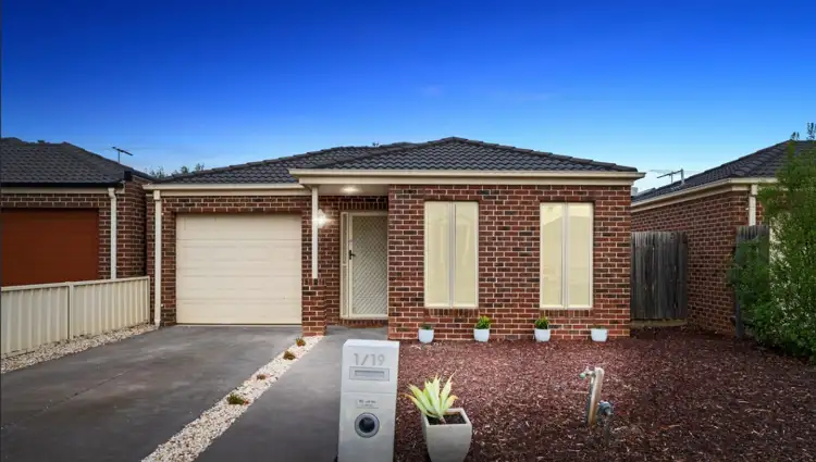 Main view of Homely house listing, 1/19 Christina Crescent, Kurunjang VIC 3337