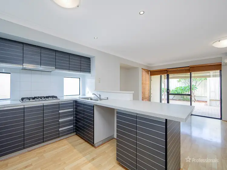 Fifth view of Homely villa listing, 2/37 Elizabeth Street, Mandurah WA 6210