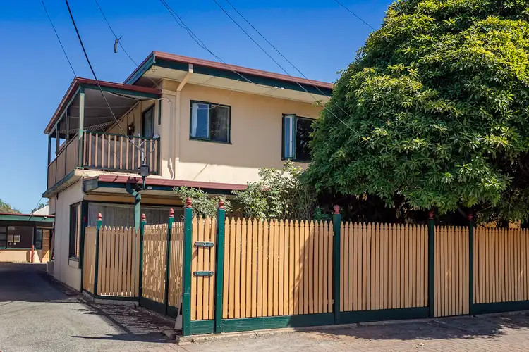 3 Wainhouse Street