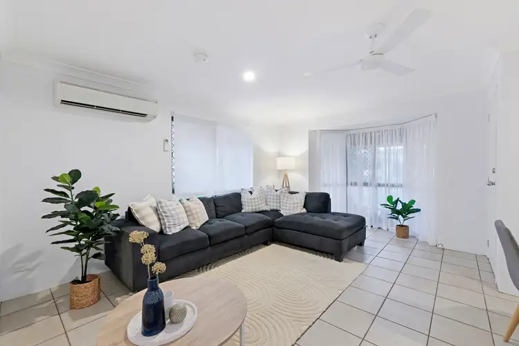 Fifth view of Homely semi-detached listing, 2/15 Maiala Close, Paradise Point QLD 4216