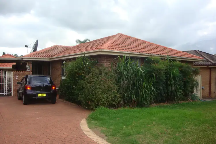 7 Burramy Close