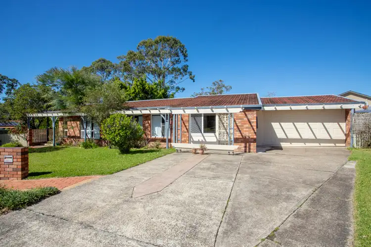 5 Waratah Place