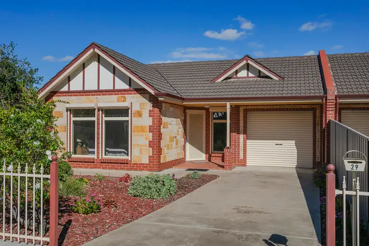 29 Holden Avenue