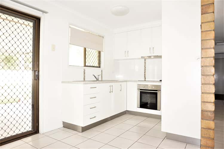 Fifth view of Homely house listing, 4 Kimberley Court, Andergrove QLD 4740