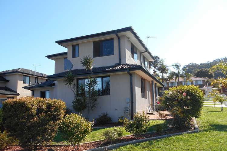 Main view of Homely townhouse listing, 1/82 MCKENZIE AVENUE, Coniston NSW 2500