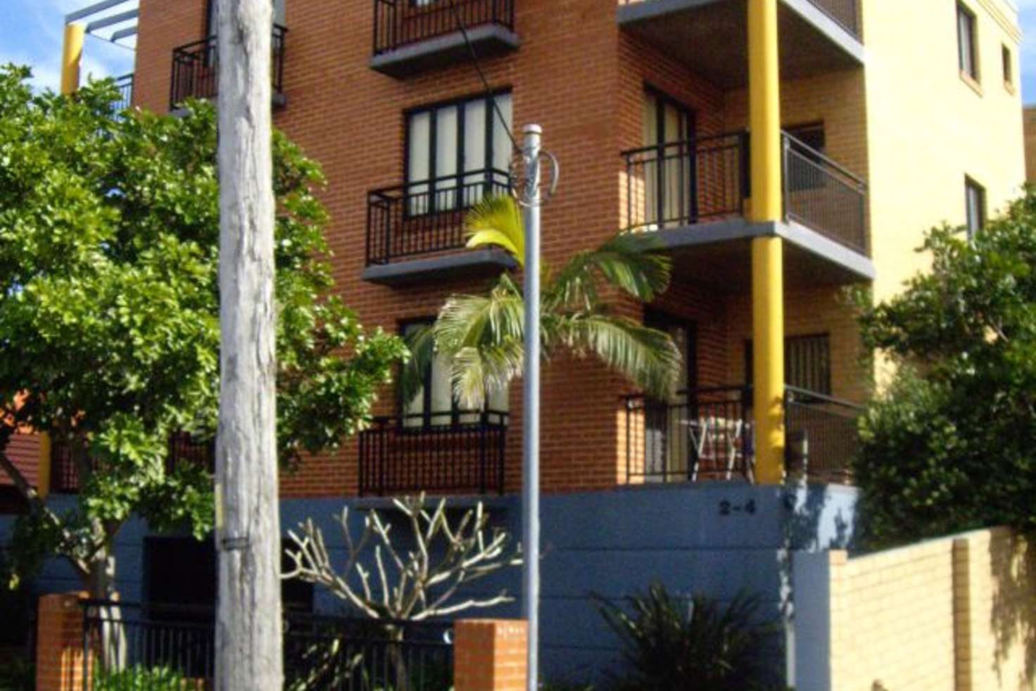 Main view of Homely unit listing, 3/2-4 Fenton Avenue, Maroubra NSW 2035