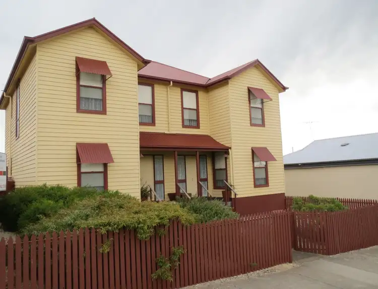 18a & 18b McRae Street