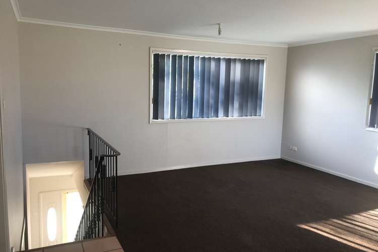Second view of Homely unit listing, 2/172 Lakelands Drive, Dapto NSW 2530