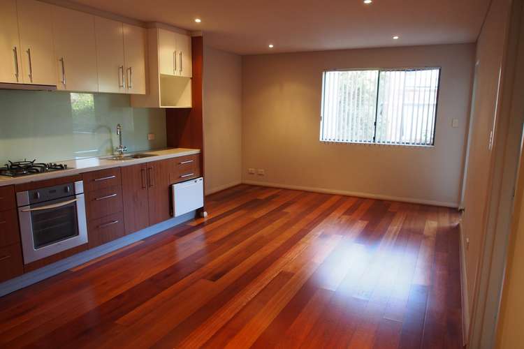 Second view of Homely apartment listing, 6/38-40 Sinclair Street, Wollstonecraft NSW 2065