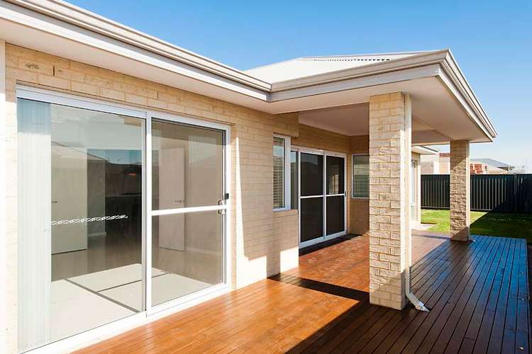 Third view of Homely house listing, 5 Summerville Boulevard, Caversham WA 6055