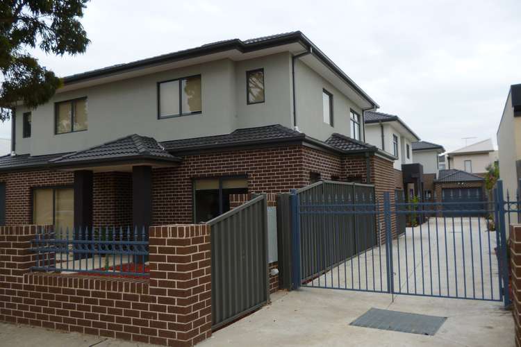 Third view of Homely townhouse listing, 2/8 Baird Street, Maidstone VIC 3012