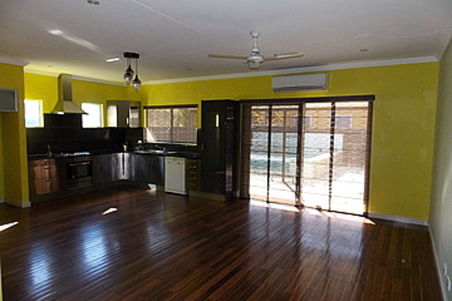 Main view of Homely townhouse listing, 3/2 Undoolya Rd, East Side NT 870