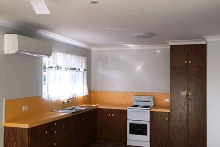 Third view of Homely semiDetached listing, 1/8 Fisher Street, Bucasia QLD 4750