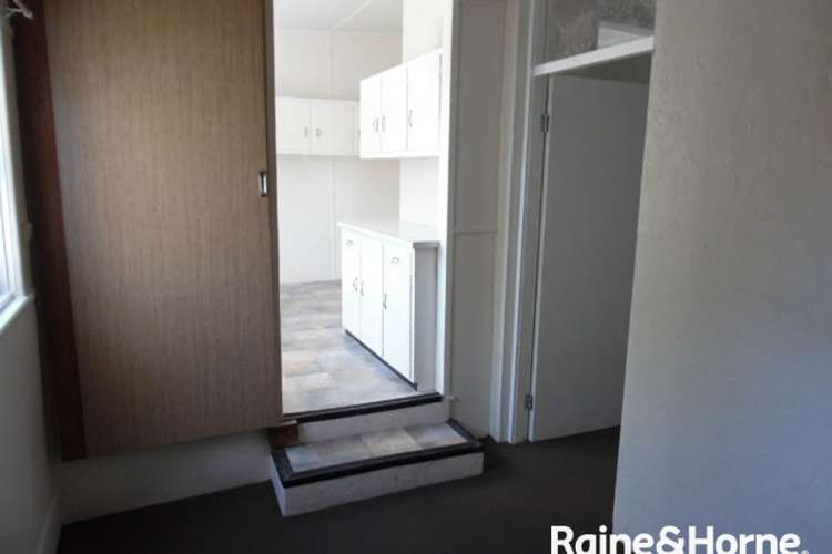 Fourth view of Homely unit listing, 4/216 Russell St, Bathurst NSW 2795
