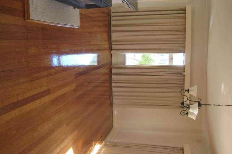 Fourth view of Homely house listing, 10 Daleglen Street, Reservoir VIC 3073