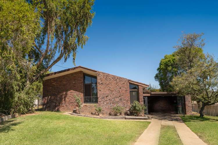 Main view of Homely house listing, 5 Falcon Place, Kooringal NSW 2650