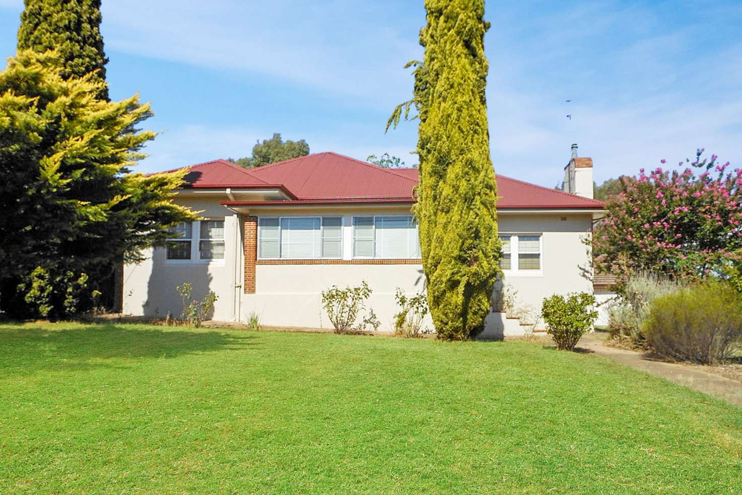 Main view of Homely house listing, 33 Blackett Avenue, Young NSW 2594
