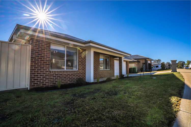 Second view of Homely house listing, 25 Rod Laver Way, Baranduda VIC 3691