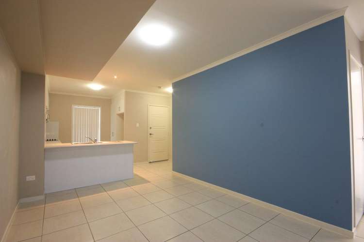 Second view of Homely townhouse listing, 2/7 Bilgola Place, Blacks Beach QLD 4740