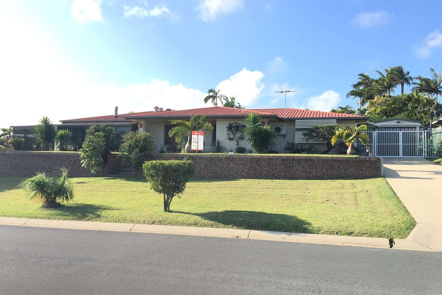 Main view of Homely house listing, 1 Challenger Street, Beaconsfield QLD 4740