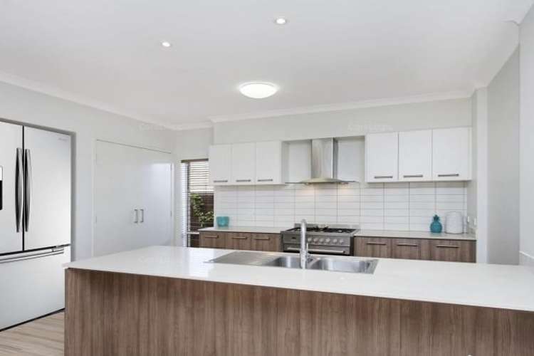 Fourth view of Homely house listing, 18 Severn Crescent, North Lakes QLD 4509