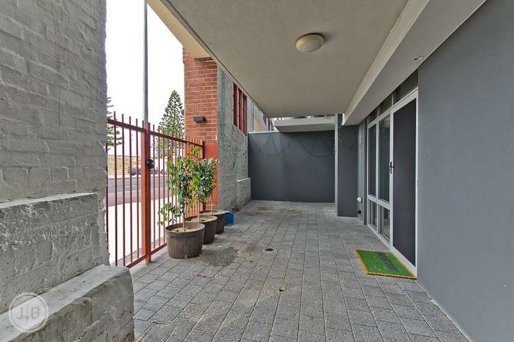 Fifth view of Homely apartment listing, 2/57 Beach Street, Fremantle WA 6160