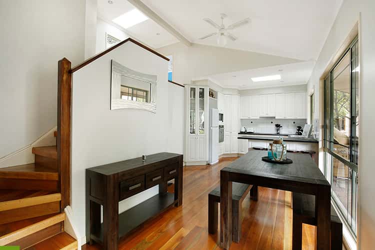 Third view of Homely house listing, 2/52 The Avenue, Mount Saint Thomas NSW 2500