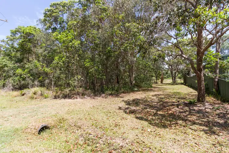76 LAGOON ROAD, Russell Island QLD 4184