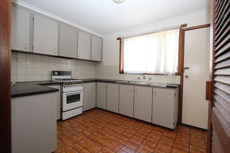 Second view of Homely unit listing, 3/1000 Sherrard Street, Black Hill VIC 3350