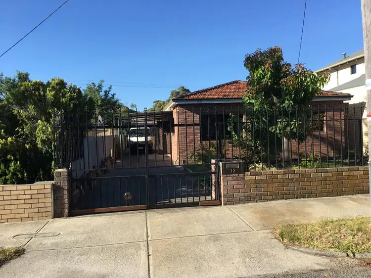 12 Bruce Street