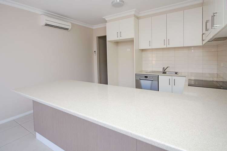 Second view of Homely townhouse listing, 1/350 Beechworth Road, Wodonga VIC 3690