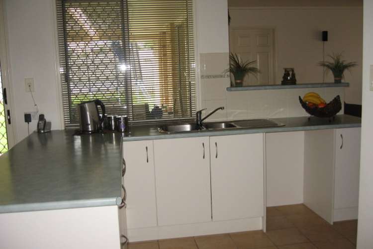 Fifth view of Homely house listing, 23 Arlington Court, Kawungan QLD 4655