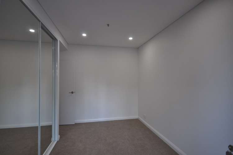 Fifth view of Homely unit listing, 301/61 Rickard Road, Bankstown NSW 2200