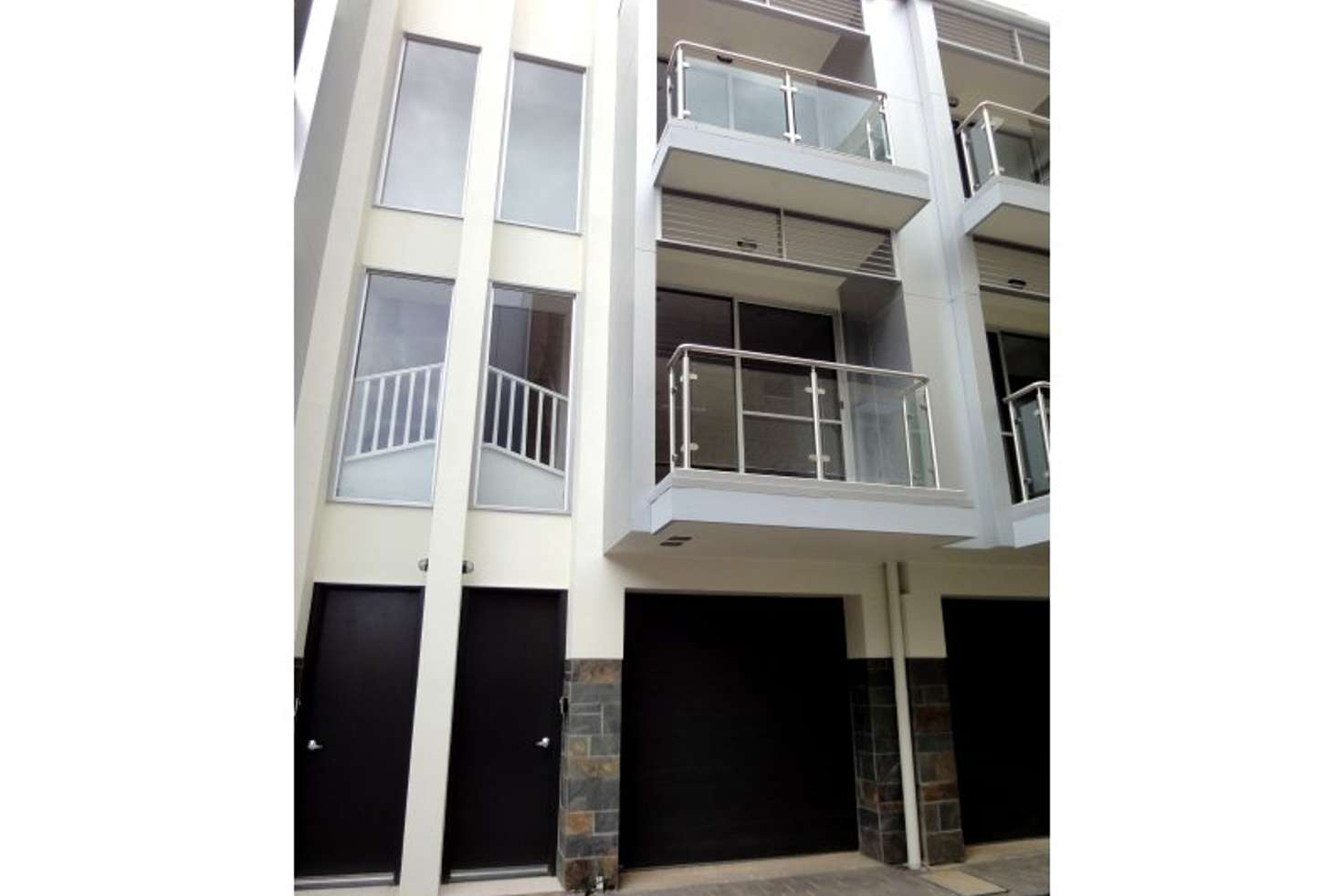 Main view of Homely townhouse listing, 7/152 Gray Street, Adelaide SA 5000